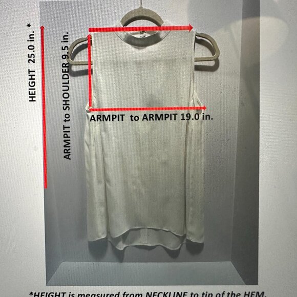 LOFT Women's 100% Rayon Round Neck Sleeveless with Hook & Eye Closure Top - Picture 5 of 5